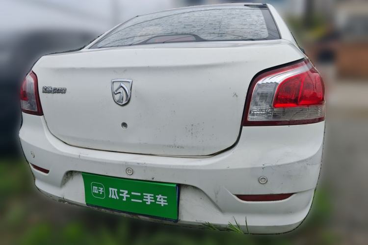 Used Baojun 630 2013 1.5L manual Comfort trim Rear