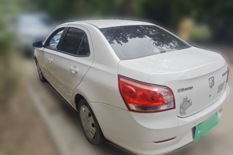 Used Baojun 630 2013 1.5L manual standard version Rear Left 45 Deg