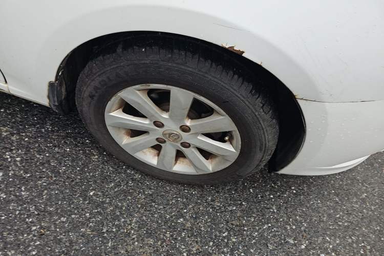 Used Baojun 630 2013 1.5L manual Entry-level trim Right Front Wheel Hub