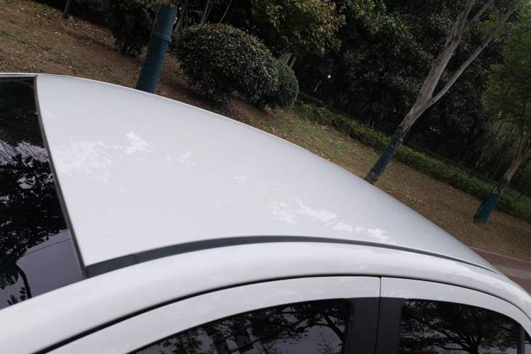 Used Baojun 630 2013 1.5L manual Comfort trim Roof
