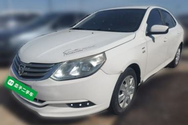 Used Baojun 630 2013 1.5L manual standard version