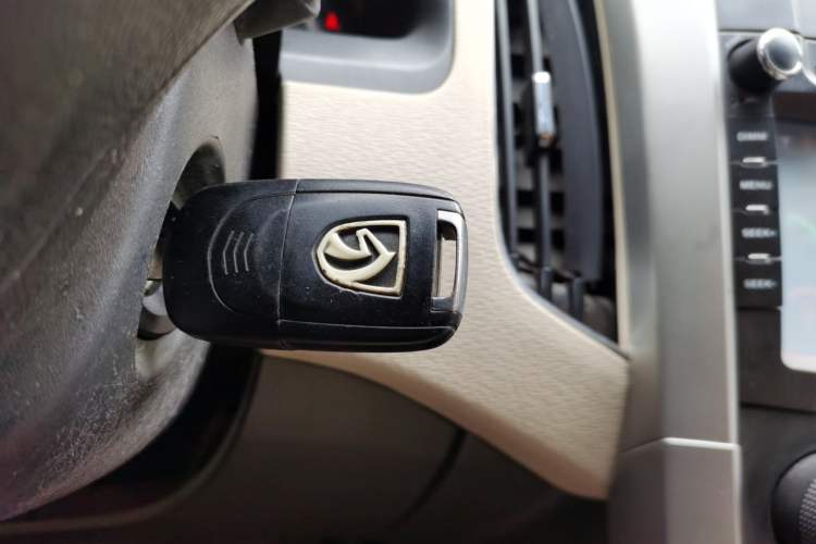 Used Baojun 630 2013 1.5L manual Entry-level trim Vehicle Key