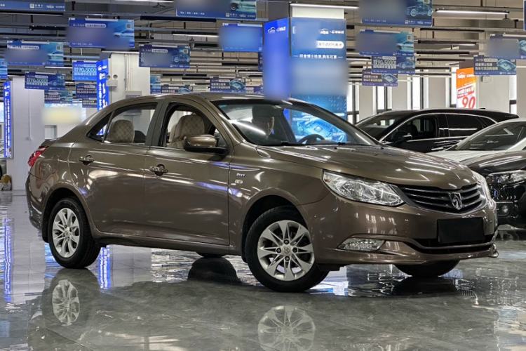 Used Baojun 630 2013 1.5L manual Comfort trim Exterior 5