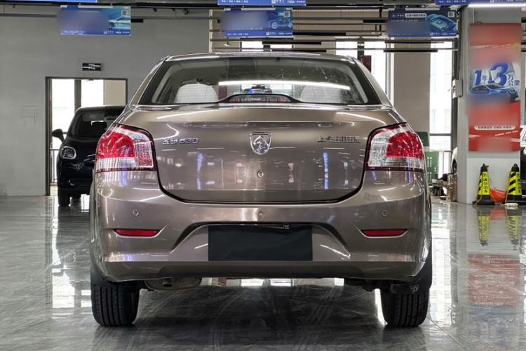 Used Baojun 630 2013 1.5L manual Comfort trim Exterior 8