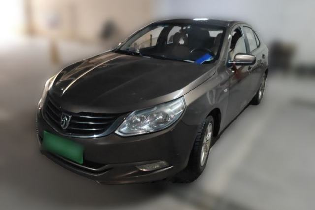 Used Baojun 630 2013 1.5L manual Comfort trim