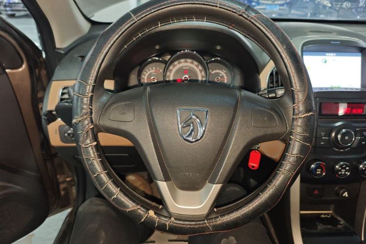 Used Baojun 630 2013 1.5L manual Comfort trim Steering Wheel
