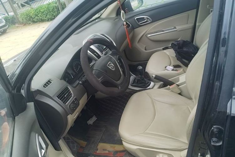 Used Baojun 630 2014 1.5L manual Comfort trim level Left Front Seat