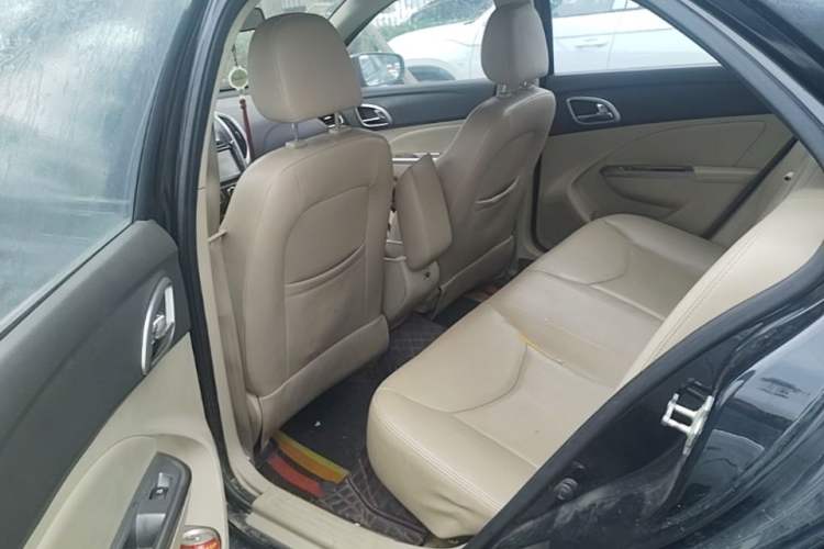 Used Baojun 630 2014 1.5L manual Comfort trim level Left Rear Seat