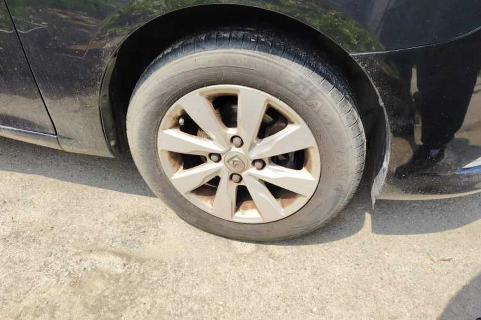 Used Baojun 630 2014 1.5L manual Comfort trim level Right Front Wheel Hub