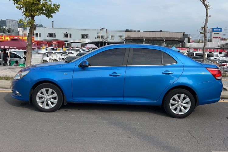 Used Baojun 630 2014 1.5L manual Elite version Left Side