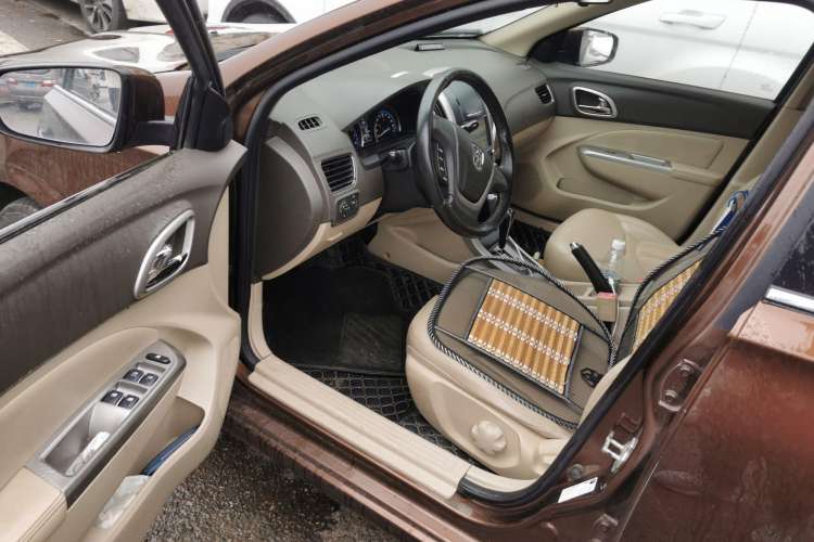 Used Baojun 630 2014 1.5L Automatic Elite Model Driver Seat