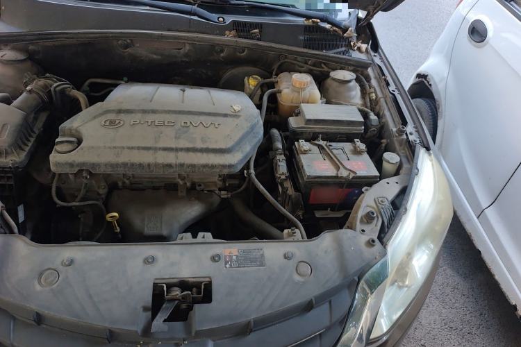 Used Baojun 630 2014 1.5L manual Comfort trim level Engine Bay Left