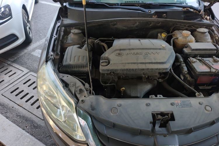 Used Baojun 630 2014 1.5L manual Comfort trim level Engine Bay Right