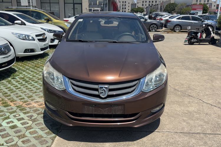 Used Baojun 630 2014 1.5L manual Comfort trim level Exterior 1