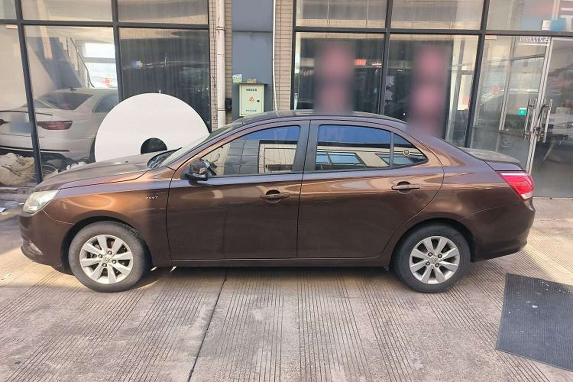 Used Baojun 630 2014 1.5L manual Comfort trim level Exterior 3