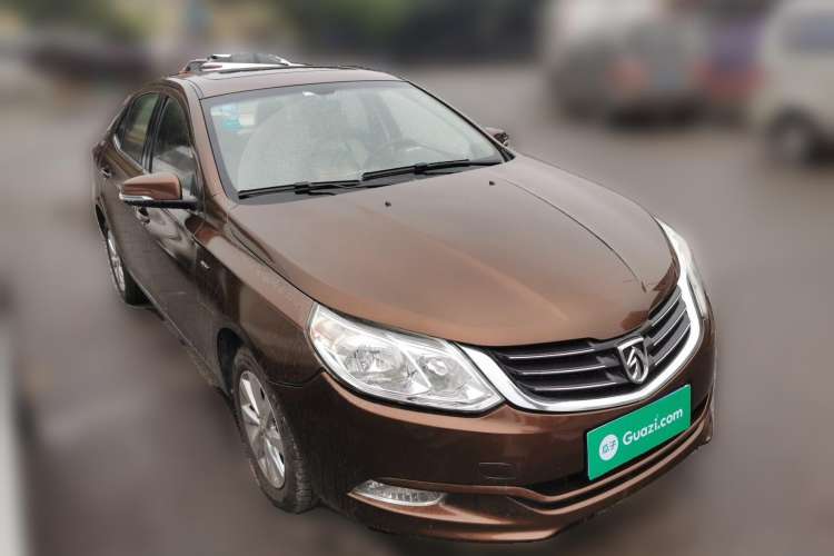 Used Baojun 630 2014 1.5L Automatic Elite Model Front Right 45 Deg