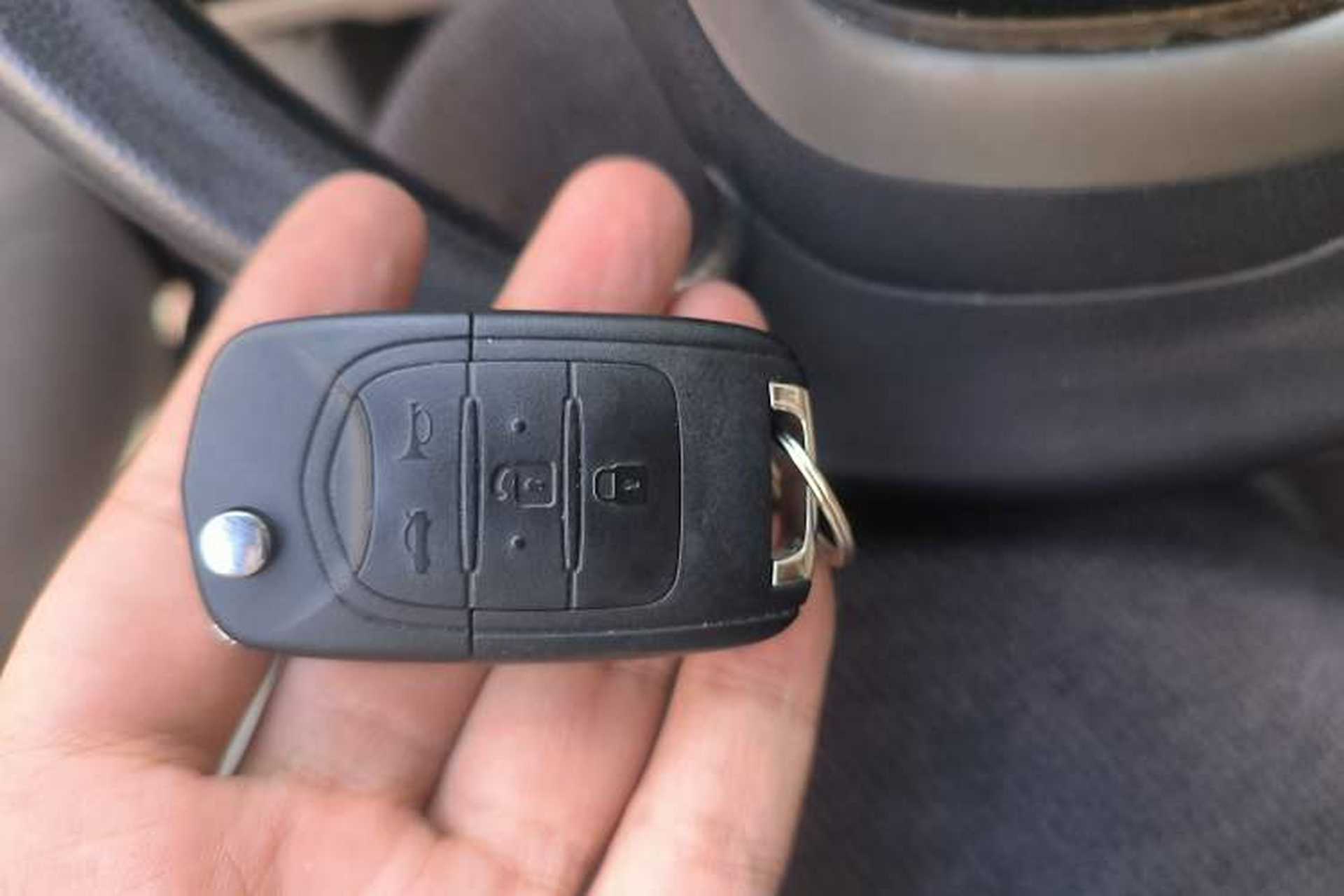 Used Baojun 630 2014 1.5L manual Comfort trim level Interior 1