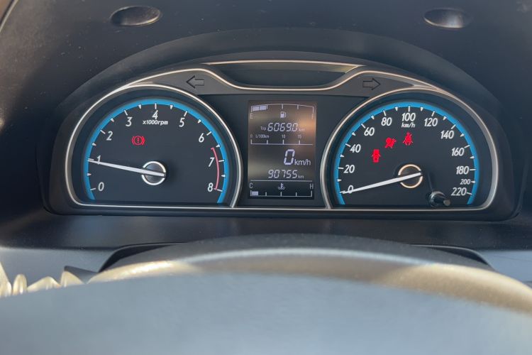 Used Baojun 630 2014 1.5L manual Comfort trim level Odometer Close Up