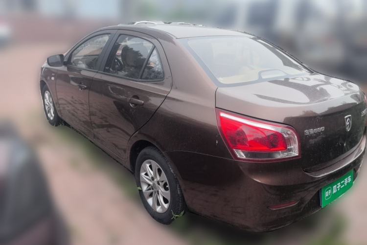 Used Baojun 630 2014 1.5L manual standard version Rear Left 45 Deg