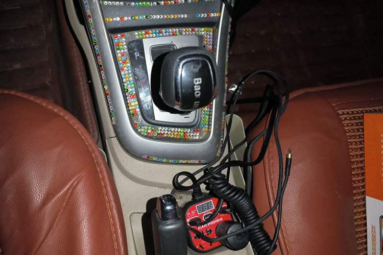 Used Baojun 630 2014 1.5L automatic comfort version Gear Lever