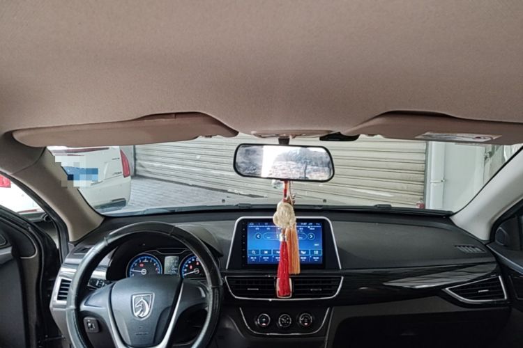 Used Baojun 630 2014 1.5L manual Comfort trim level Headliner