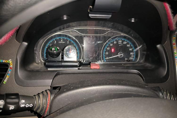 Used Baojun 630 2014 1.5L automatic comfort version Instrument Cluster