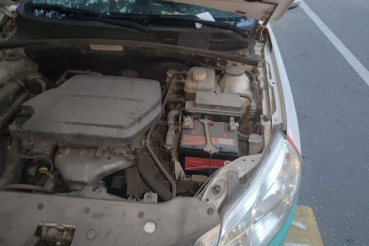Used Baojun 630 2014 1.5L manual Comfort trim level Engine Bay Left