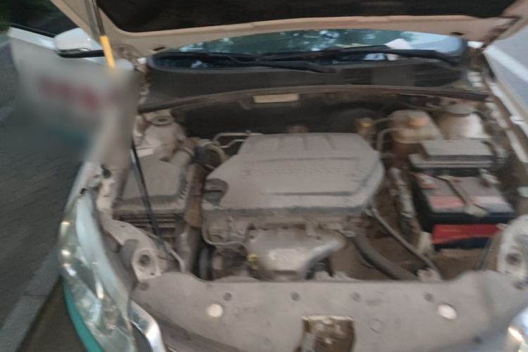 Used Baojun 630 2014 1.5L manual Comfort trim level Engine Bay Right