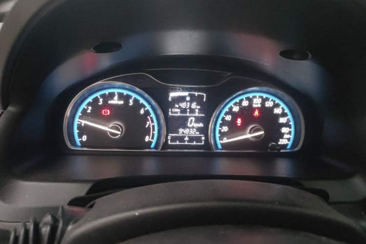 Used Baojun 630 2014 1.5L manual Comfort trim level Odometer Close Up