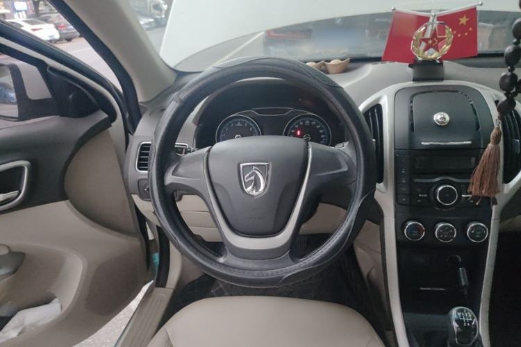 Used Baojun 630 2014 1.5L manual Comfort trim level Steering Wheel