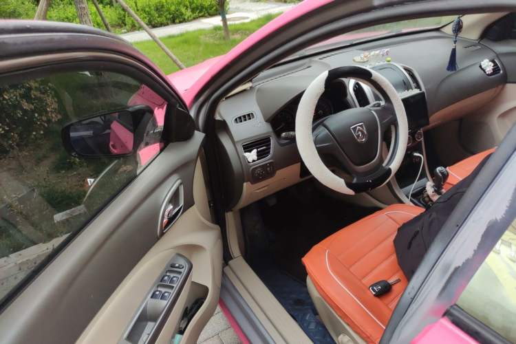 Used Baojun 630 2014 1.5L manual Comfort trim level Driver Seat