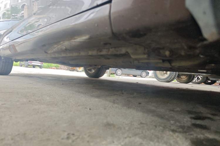 Used Baojun 630 2014 1.5L automatic comfort version Chassis Front Right