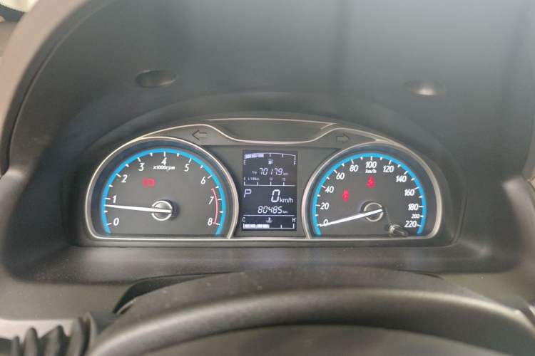 Used Baojun 630 2014 1.5L automatic comfort version Instrument Cluster