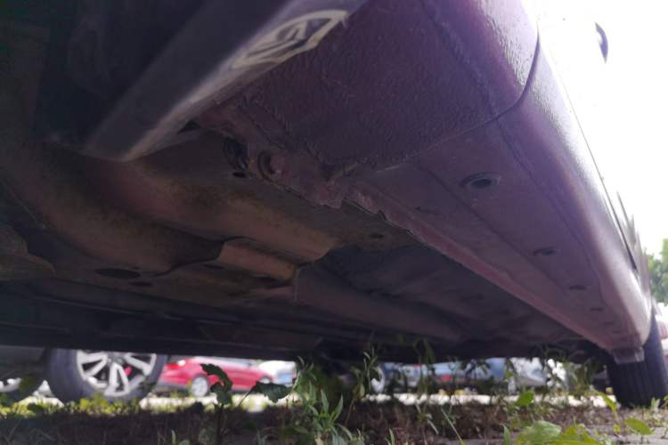Used Baojun 630 2014 1.5L manual Comfort trim level Chassis Front Left