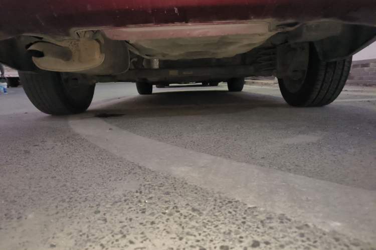 Used Baojun 630 2014 1.5L automatic comfort version Chassis Rear