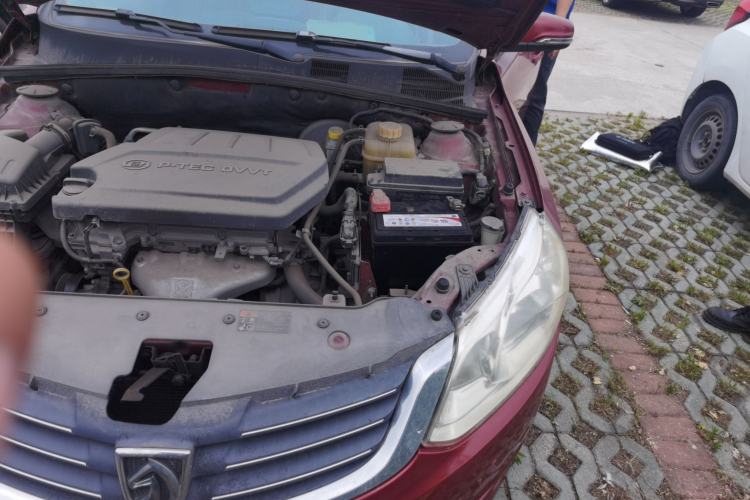 Used Baojun 630 2014 1.5L manual Comfort trim level Engine Bay Left