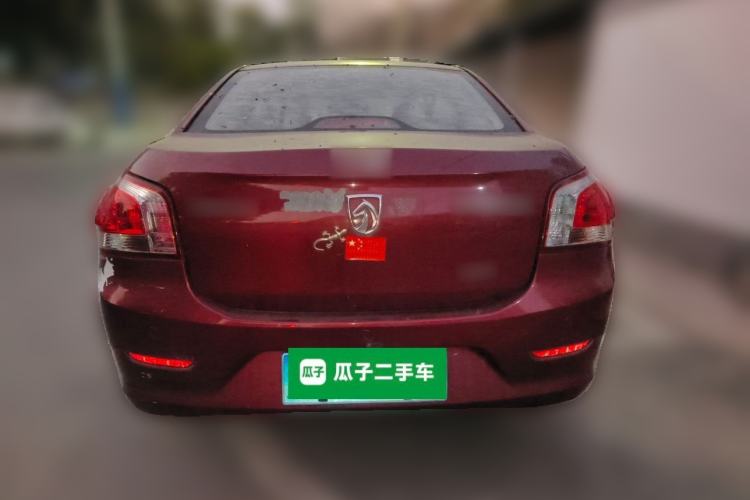 Used Baojun 630 2014 1.5L automatic comfort version Rear