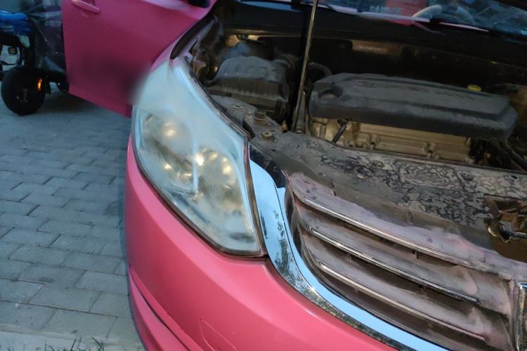 Used Baojun 630 2014 1.5L manual Comfort trim level Right Front Headlight
