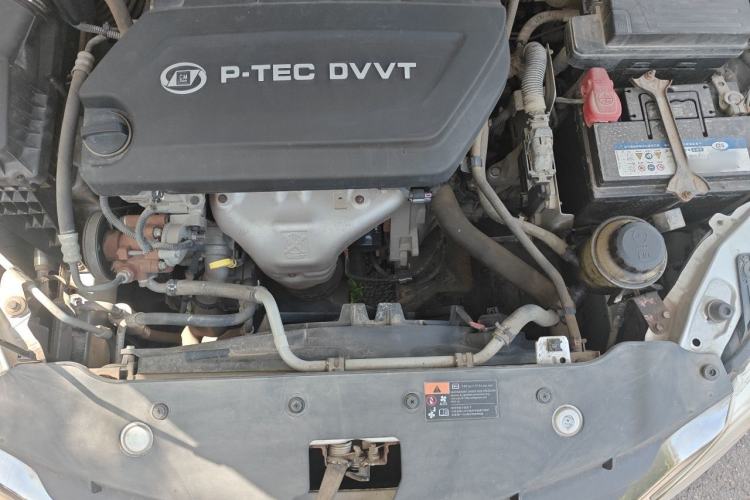 Used Baojun 630 2014 1.5L manual standard version Engine Bay