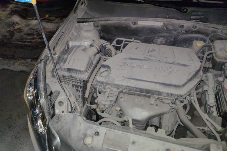 Used Baojun 630 2014 1.5L manual standard version Engine Bay Right