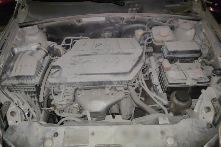 Used Baojun 630 2014 1.5L manual standard version Engine Bay
