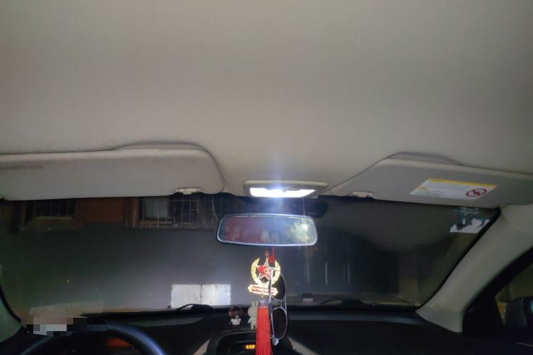 Used Baojun 630 2014 1.5L manual standard version Headliner