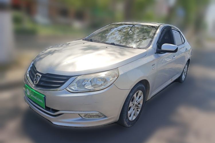 Used Baojun 630 2014 1.5L manual standard version Guazi used car, China used car export, Used car for sale, Used  cars, Cheapest cars for sale
