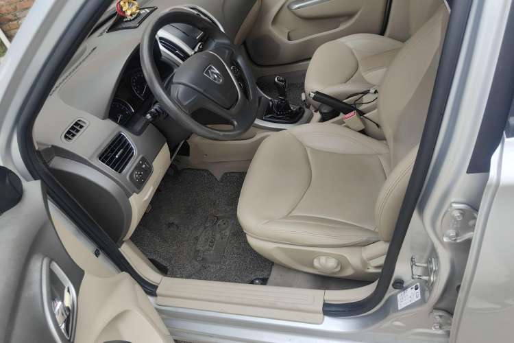 Used Baojun 630 2014 1.5L manual Comfort trim level Left Front Seat