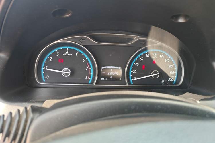 Used Baojun 630 2014 1.5L manual standard version Odometer Close Up