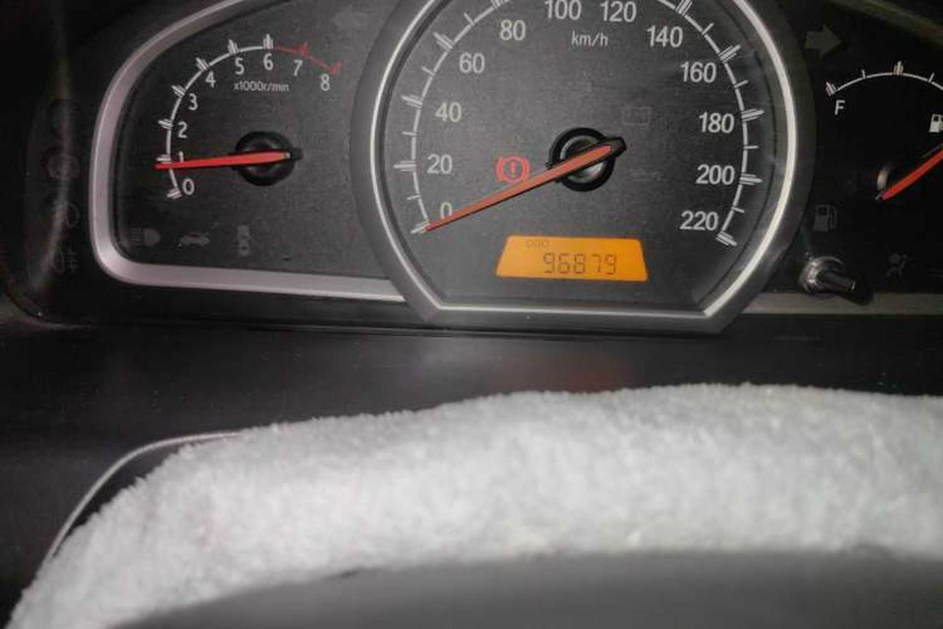 Used Baojun 630 2014 1.5L manual standard version Odometer Close Up