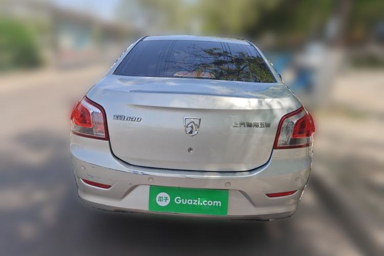 Used Baojun 630 2014 1.5L manual standard version Rear