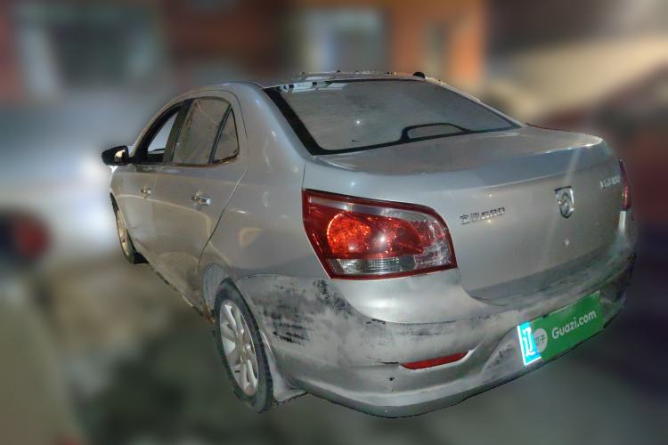 Used Baojun 630 2014 1.5L manual standard version Rear Left 45 Deg