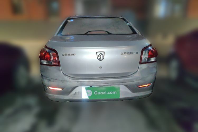 Used Baojun 630 2014 1.5L manual standard version Rear