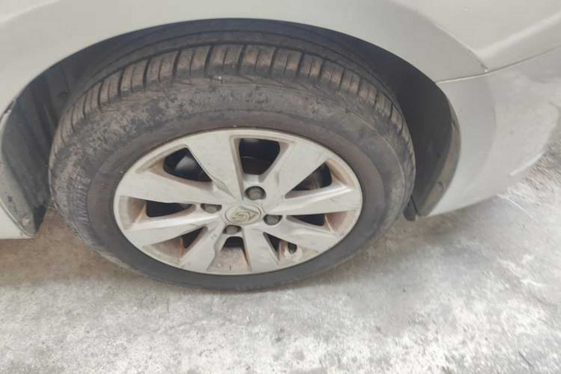 Used Baojun 630 2014 1.5L manual Comfort trim level Right Front Wheel Hub